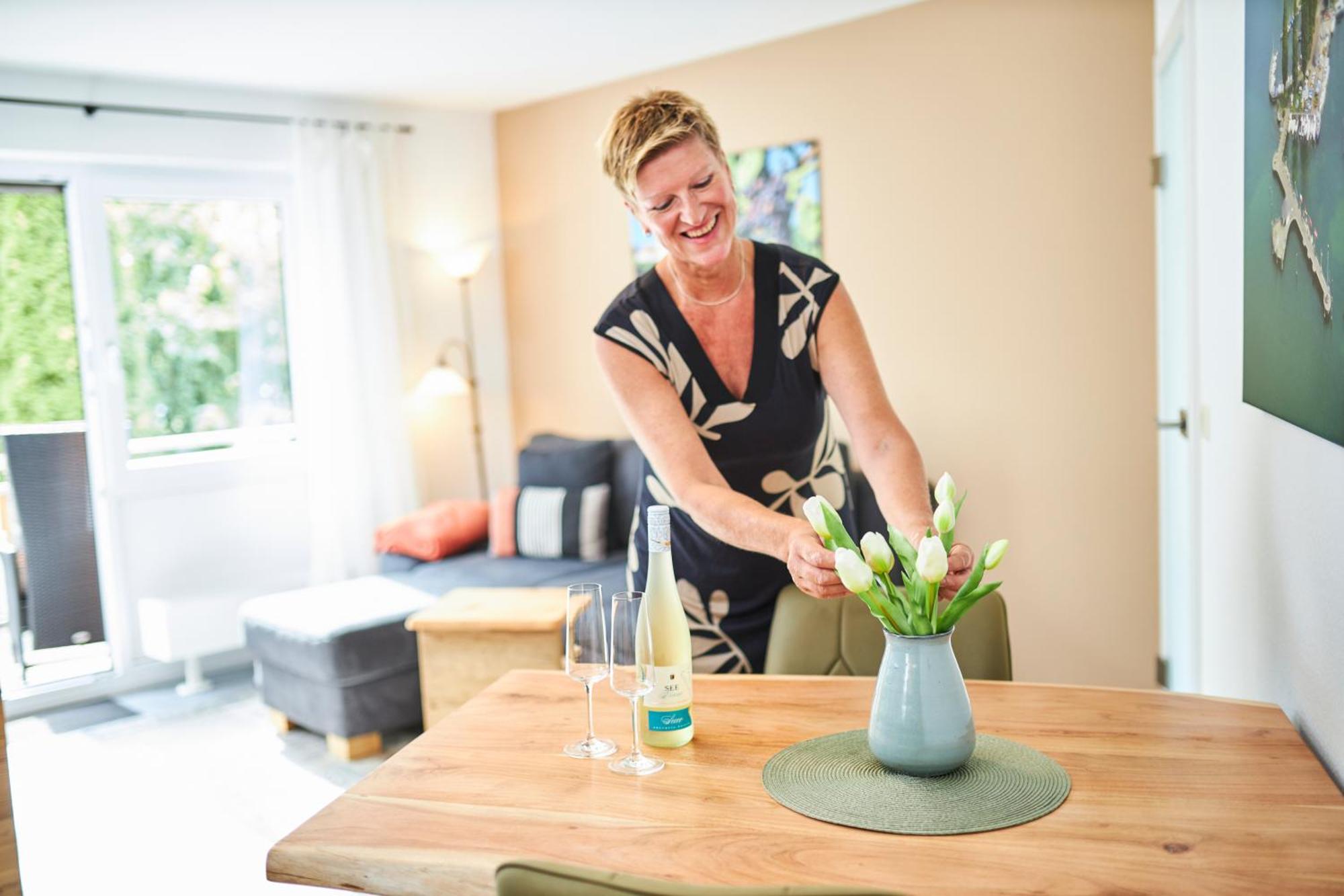 Seehaus Aachblick, Exklusive Appartements Und Ferienwohnungen Uhldingen-Muhlhofen Bagian luar foto