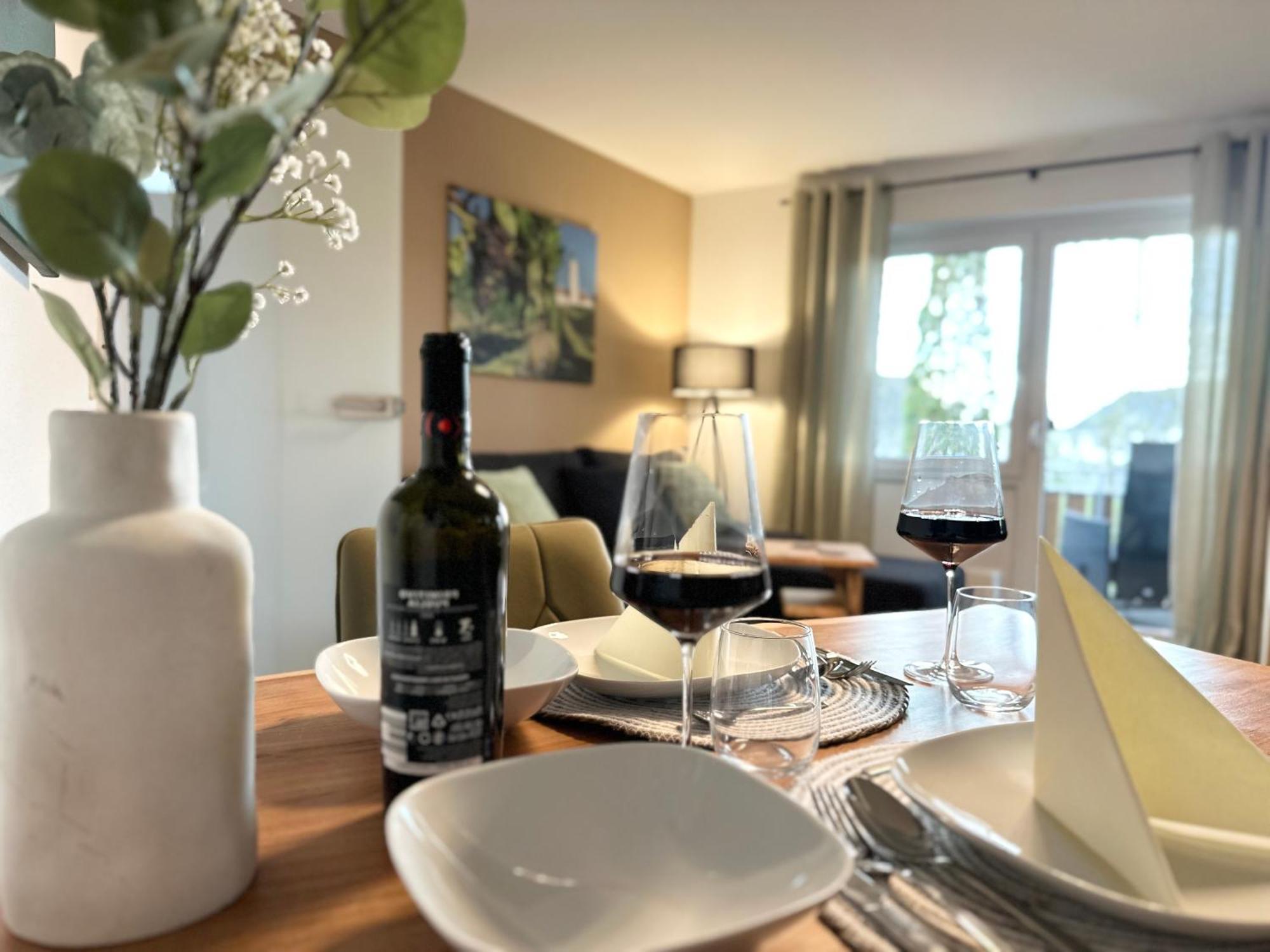 Seehaus Aachblick, Exklusive Appartements Und Ferienwohnungen Uhldingen-Muhlhofen Bagian luar foto